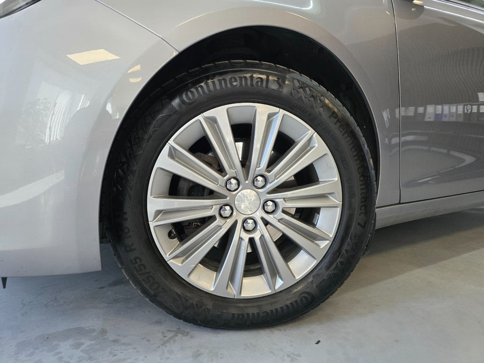 Peugeot 308 1,5 BlueHDi 130 Prestige SW 5d