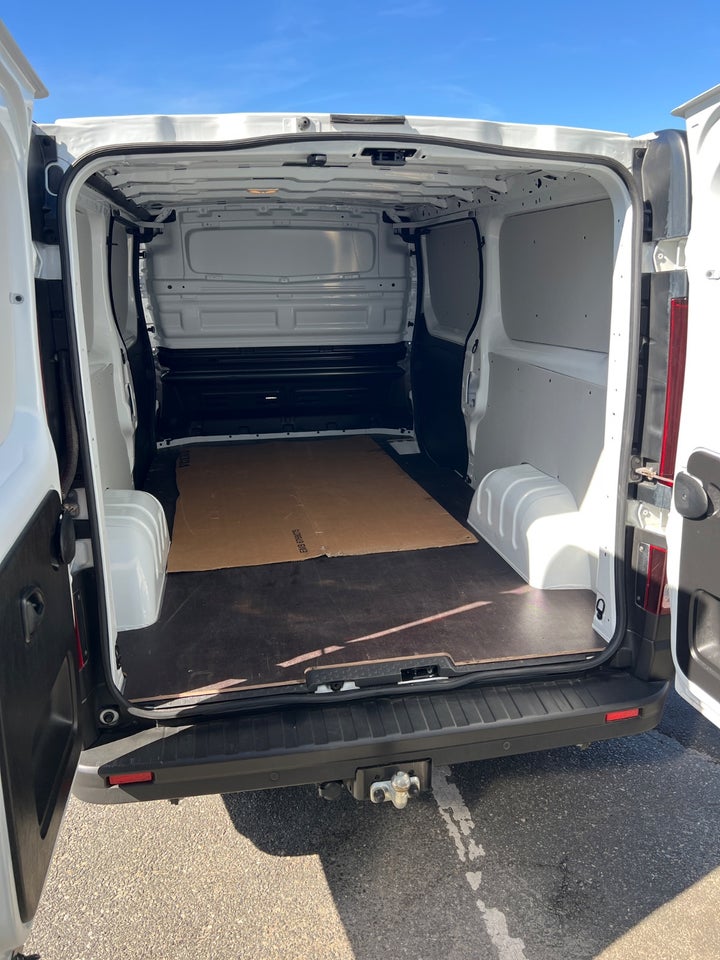 Renault Trafic 2,0 dCi 130 L2H1