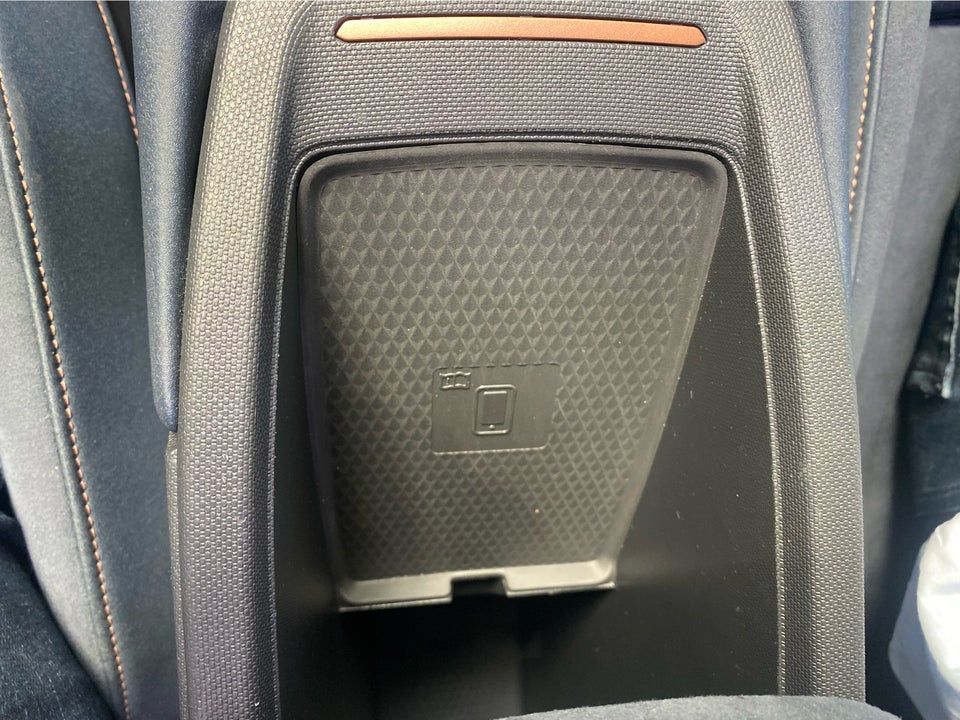 Cupra Born 77 e-Boost Dinamica Pack High 5d