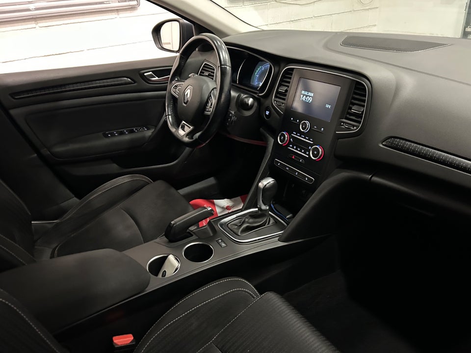 Renault Megane IV 1,5 dCi 110 Intens Sport Tourer EDC 5d