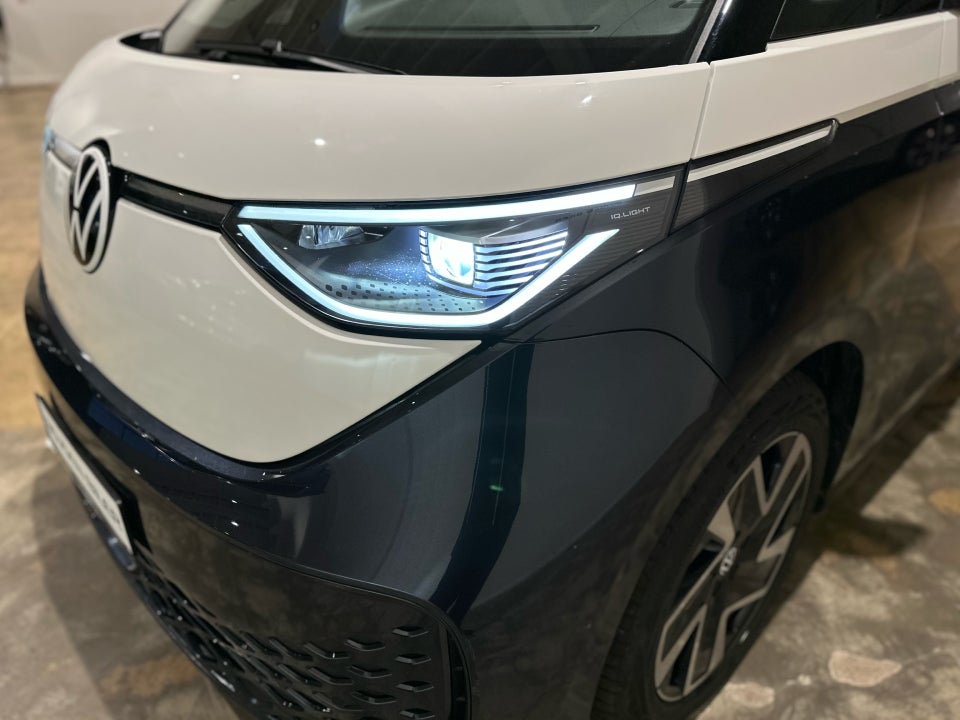 VW ID.Buzz 77 Pro SWB 5d