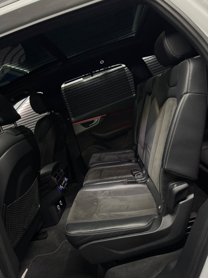 Audi Q7 3,0 TDi 272 S-line quattro Tiptr. 7prs 5d