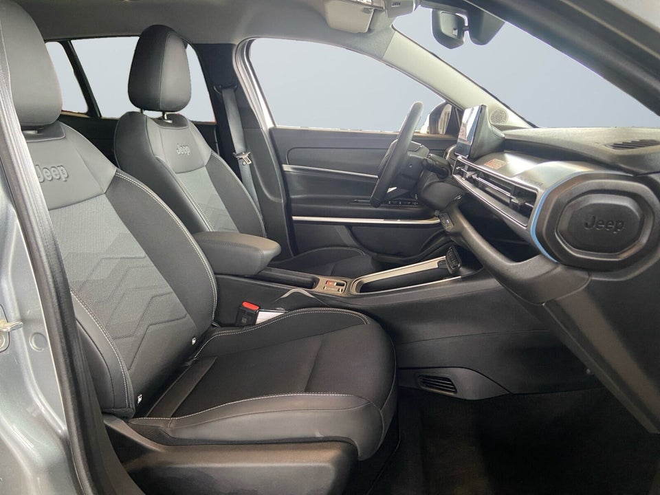 Jeep Avenger 54 Summit 5d