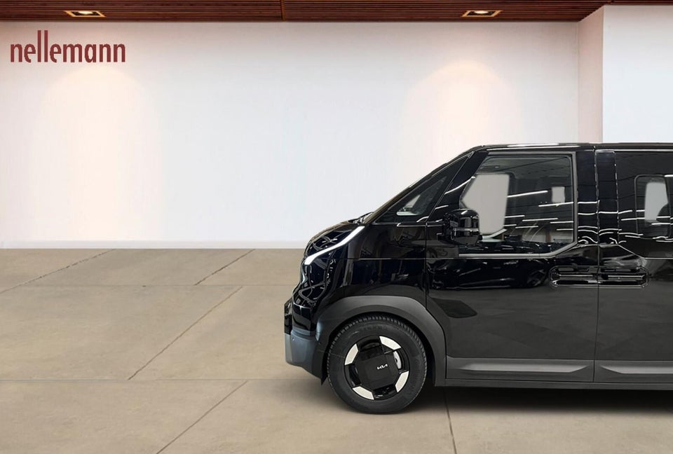 Kia PV5 71 Long Range Upgrade 5d