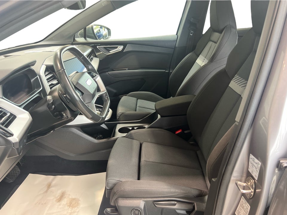 Audi Q4 e-tron 50 S-line quattro 5d