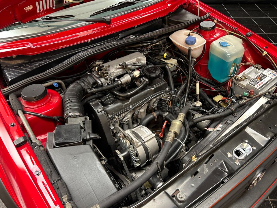 VW Golf II 1,8 GTi 5d