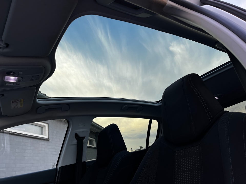 Peugeot 308 1,2 e-THP 110 Style 5d