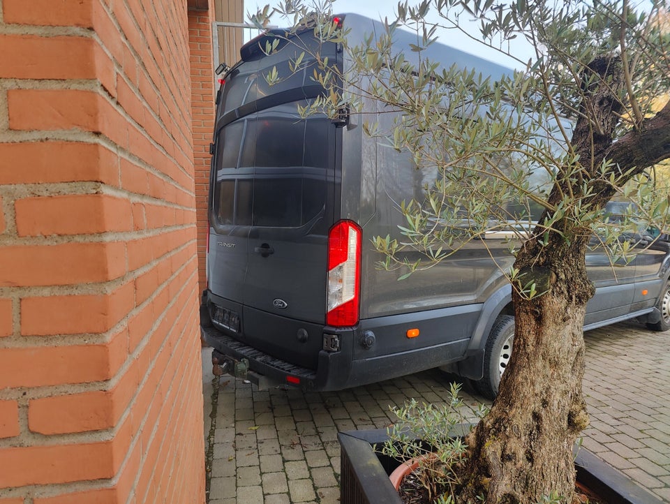 Ford Transit 350 L4 Van 2,0 TDCi 185 Trend H3 RWD