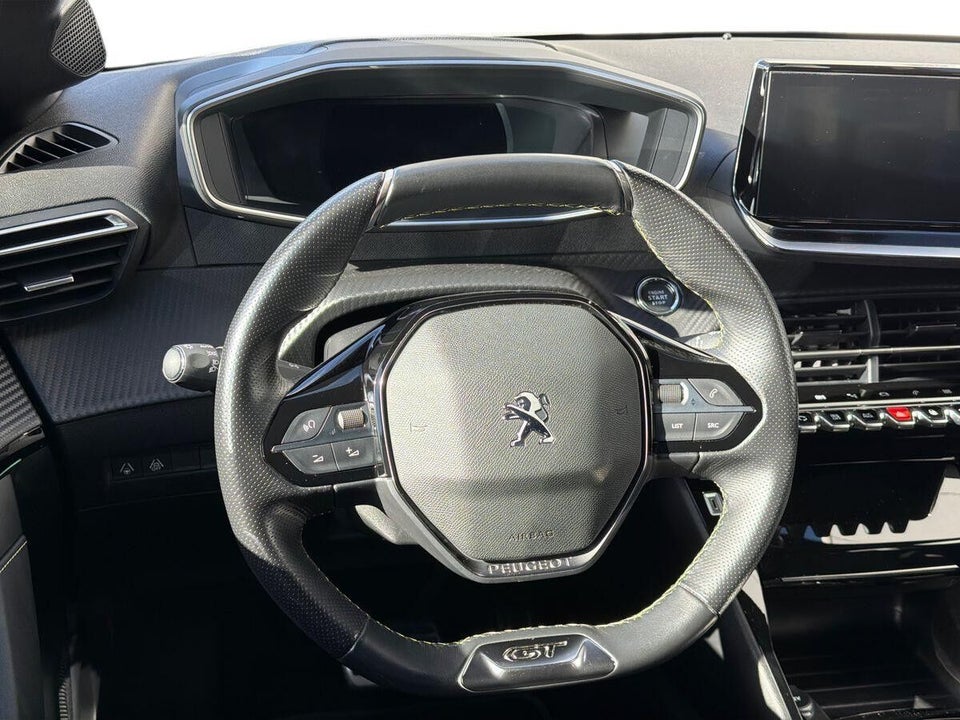 Peugeot e-208 50 GT 5d