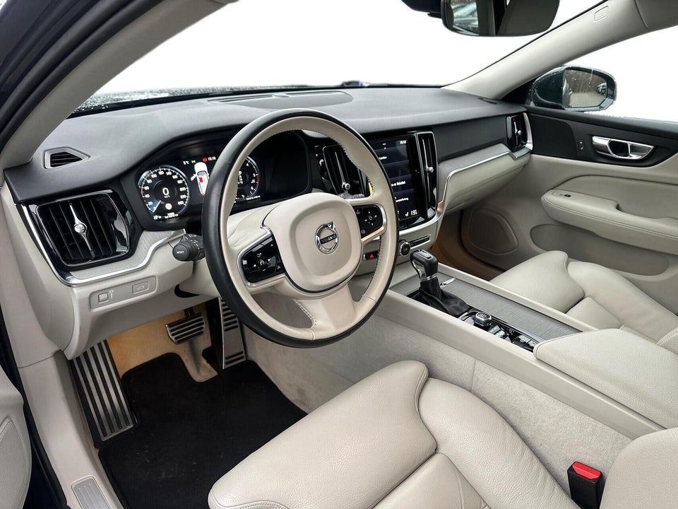 Volvo V60 2,0 D4 200 Inscription aut. 5d