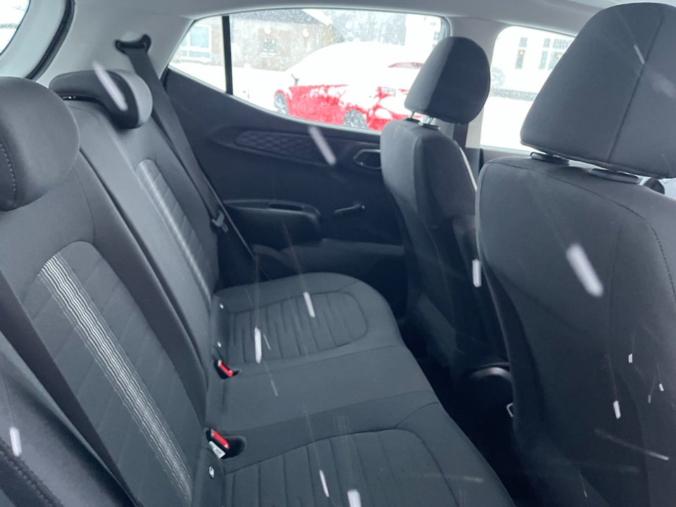 Hyundai i10 1,0 MPi Essential 5d