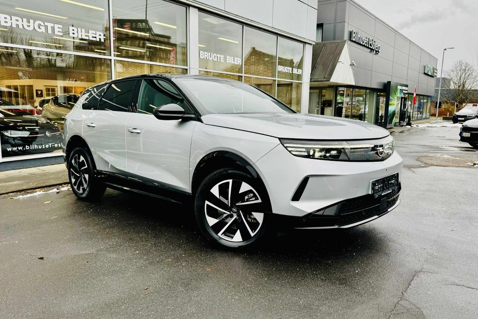 Opel Grandland-e 73 GS 5d