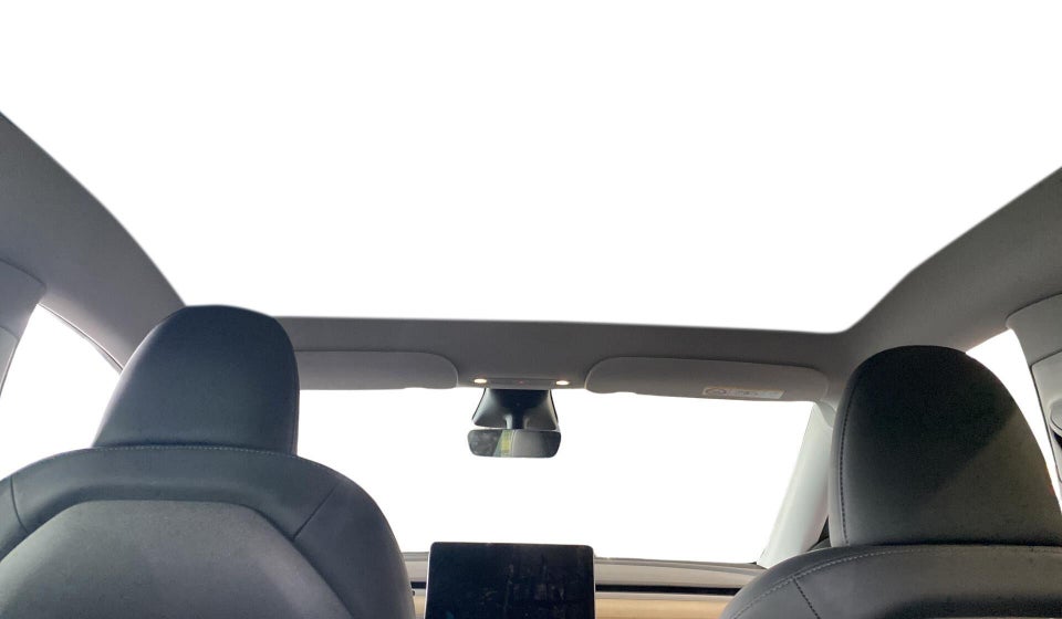 Tesla Model Y RWD 5d