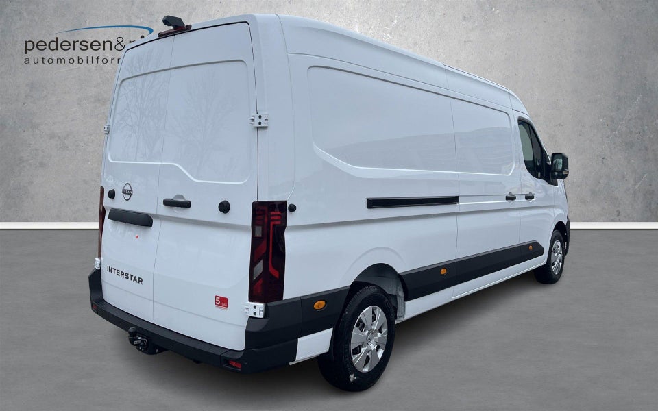 Nissan Interstar 2,0 dCi 150 L3H2 N-Connecta Van