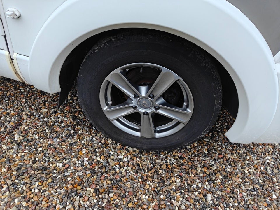 Hymer Exsis i 588 2,3 MJT aut. 2d