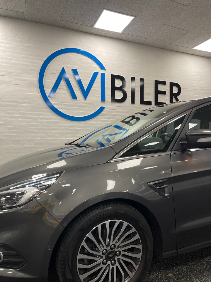 Ford S-MAX 2,0 EcoBlue Titanium aut. 5d