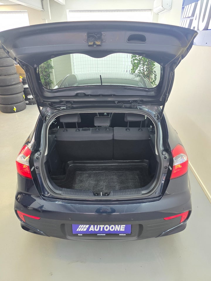 Kia Rio 1,4 CVVT Attraction 5d