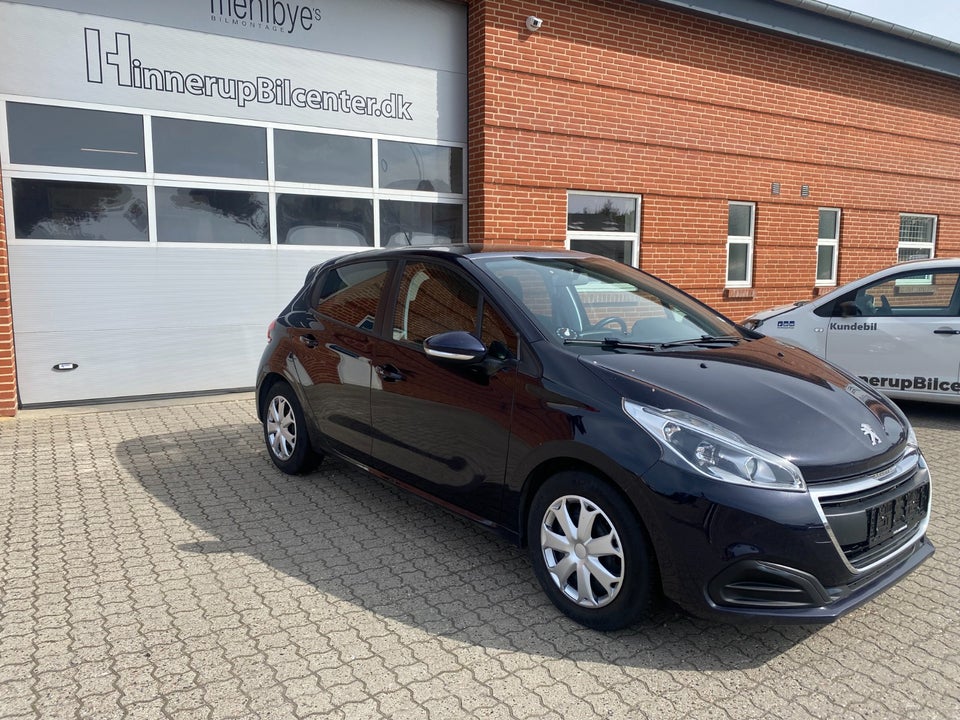 Peugeot 208 1,2 VTi 82 Allure Sky 5d