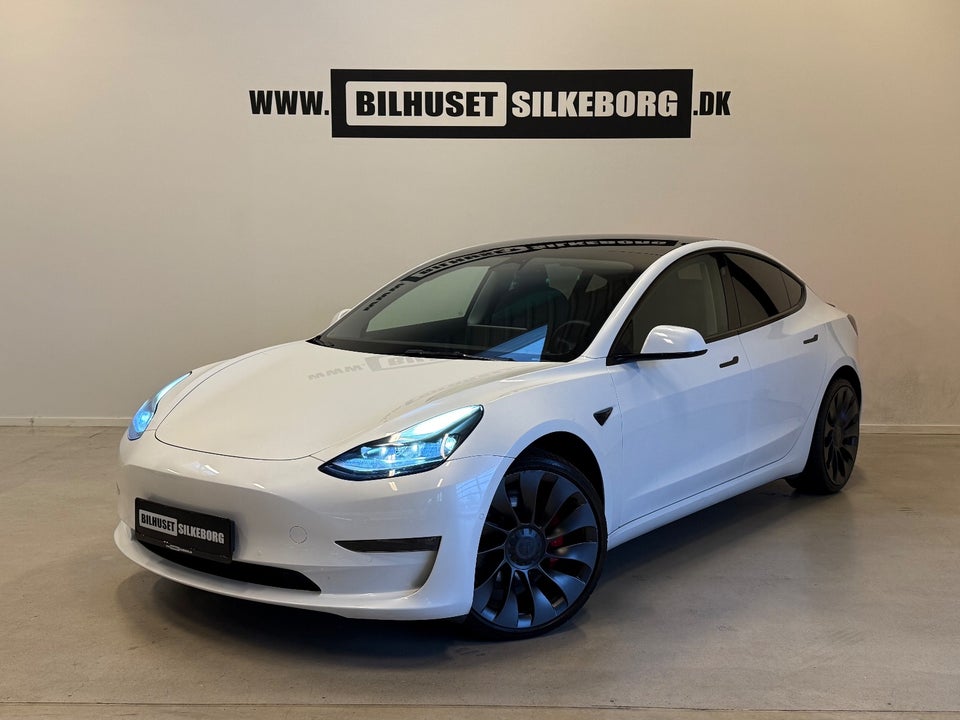 Tesla Model 3 Performance AWD 4d
