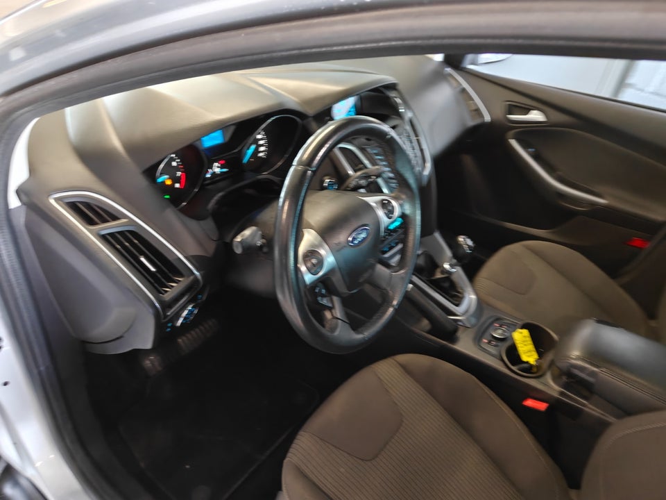 Ford Focus 1,0 SCTi 125 Titanium stc. 5d