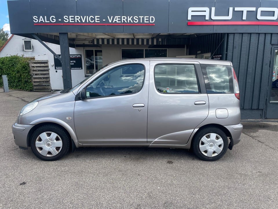 Toyota Yaris Verso 1,3 Terra 5d