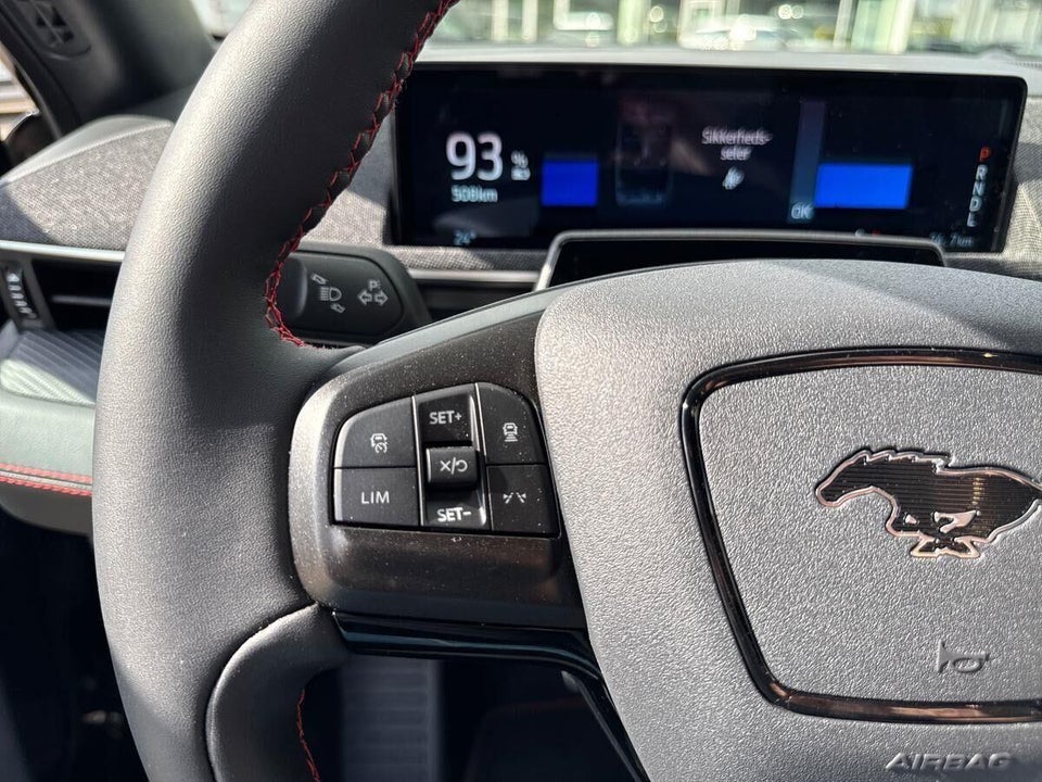 Ford Mustang Mach-E 91 Premium Extended Range AWD 5d