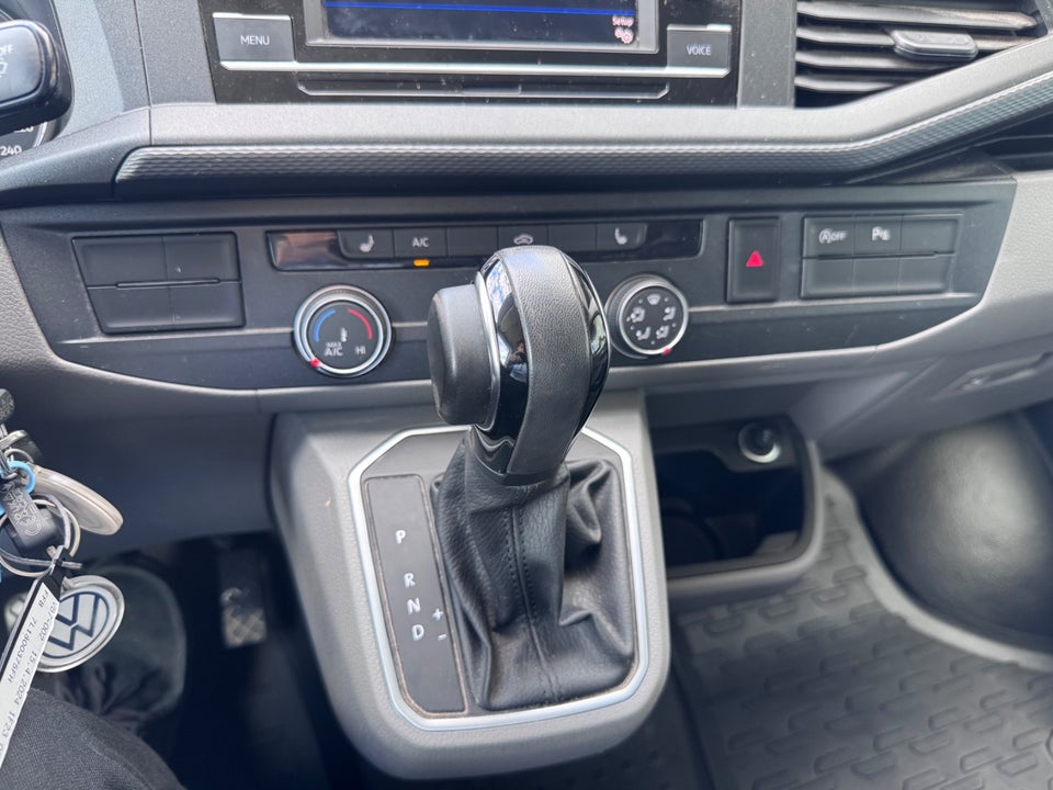 VW Transporter 2,0 TDi 150 Kassevogn DSG lang