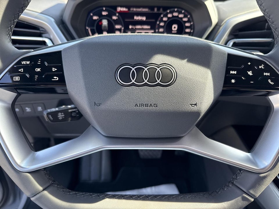 Audi Q4 e-tron 45 Progress quattro 5d