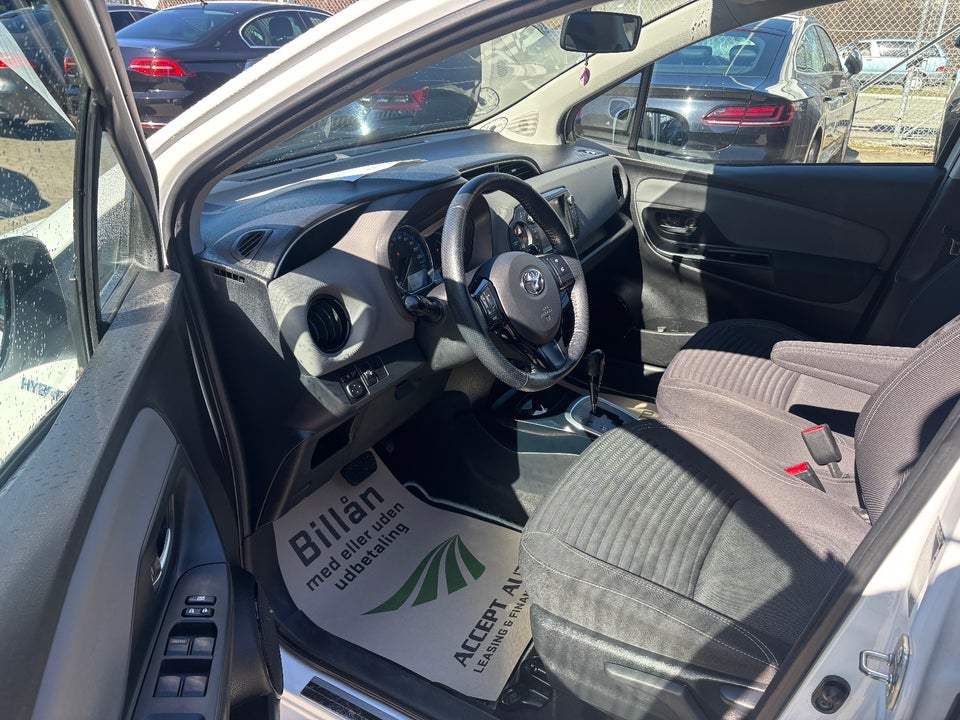 Toyota Yaris 1,5 Hybrid H2 Limited e-CVT 5d