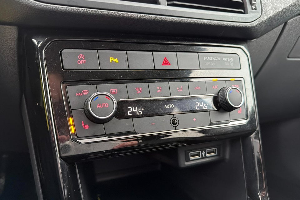 VW T-Cross 1,0 TSi 115 First Edition 5d