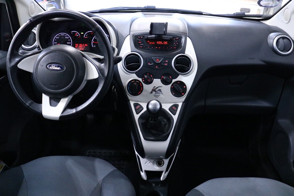 Ford Ka 1,2 Titanium 3d