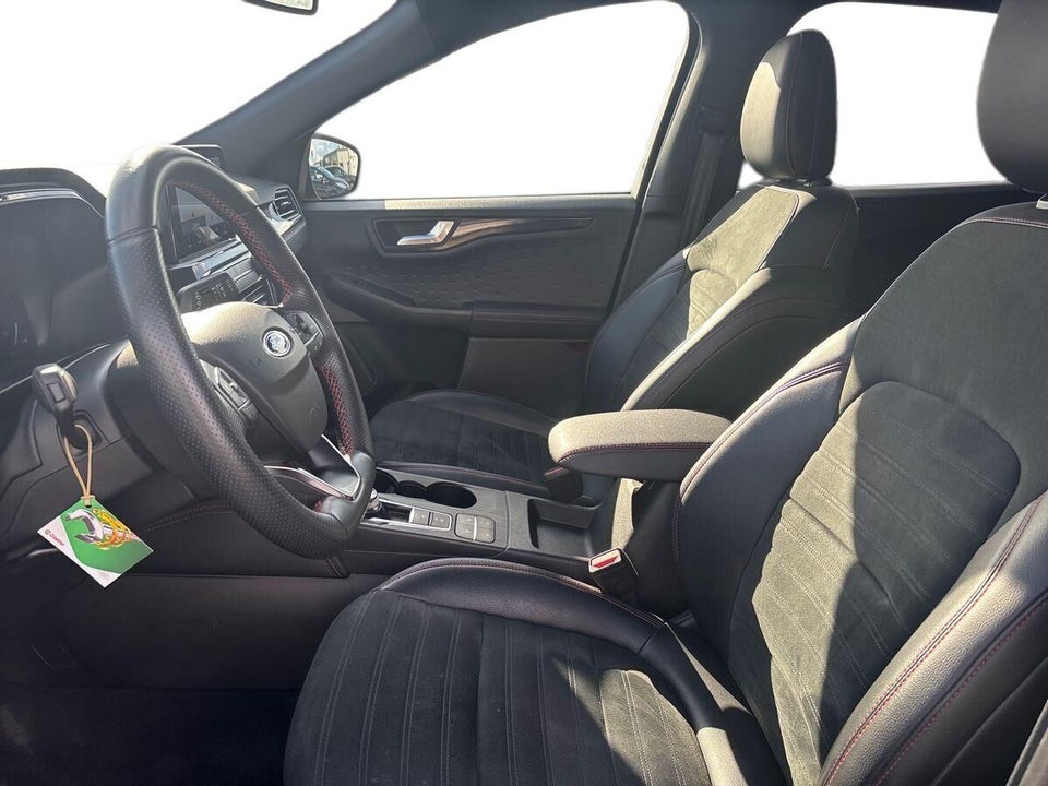 Ford Kuga 2,5 PHEV ST-Line X CVT 5d