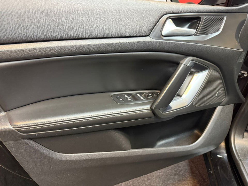 Peugeot 308 1,6 BlueHDi 120 Allure Sky SW EAT6 5d