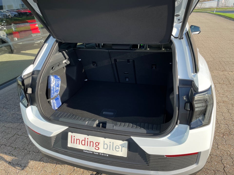 Ford Explorer 82 Premium Extended Range 5d