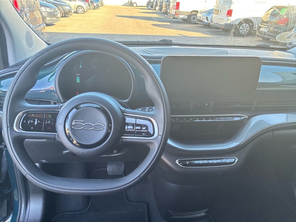 Fiat 500e 42 Icon 3d