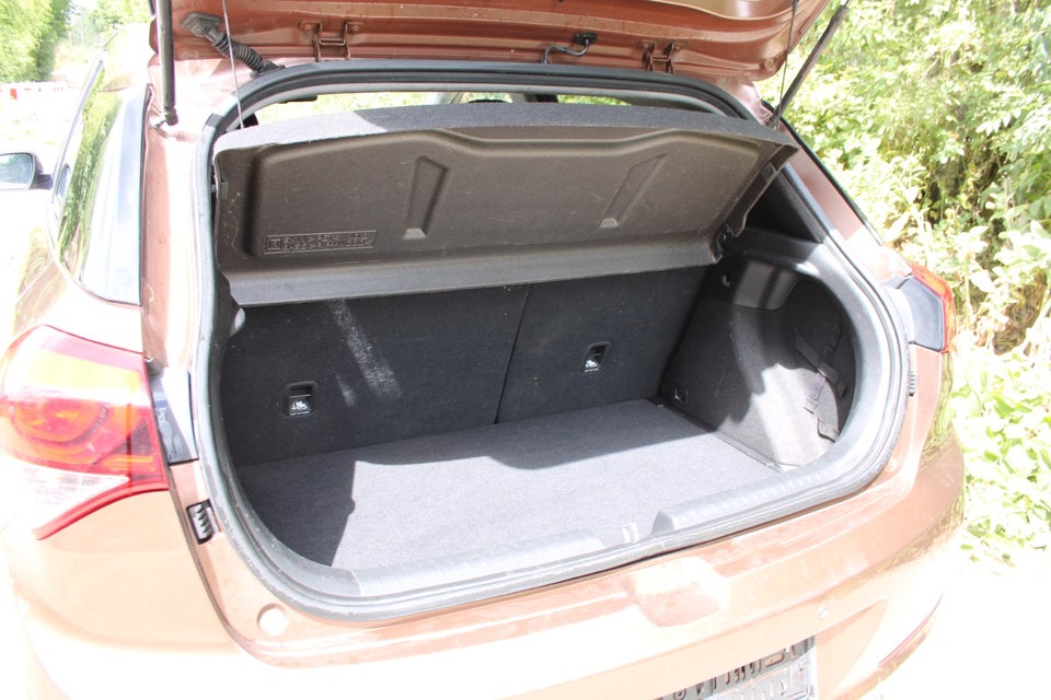 Hyundai i20 1,25 Black Line 5d