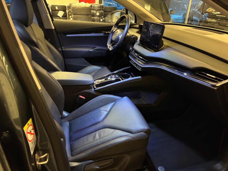 Skoda Enyaq 80 iV Suite 5d