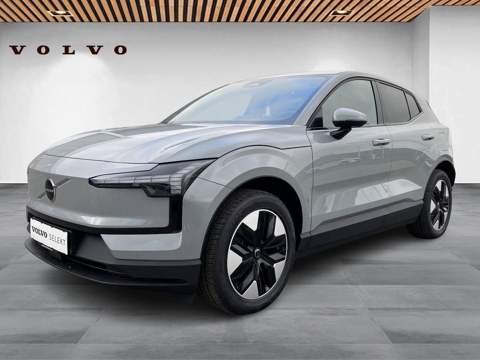 Volvo EX30 Extended Range Core 5d