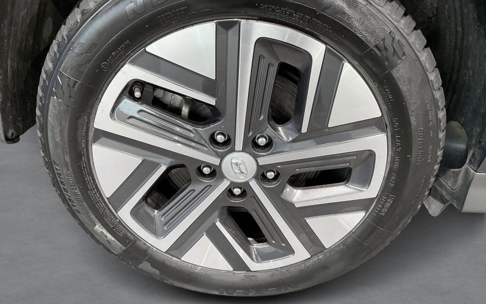 Hyundai Kona 64 EV Ultimate 5d