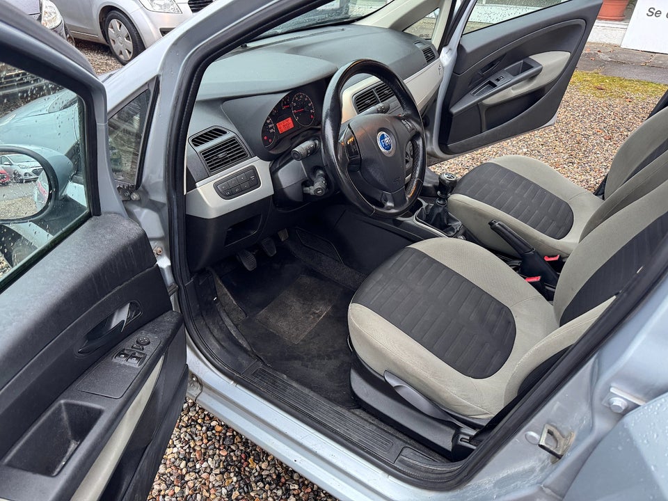 Fiat Grande Punto 1,4 Active 5d