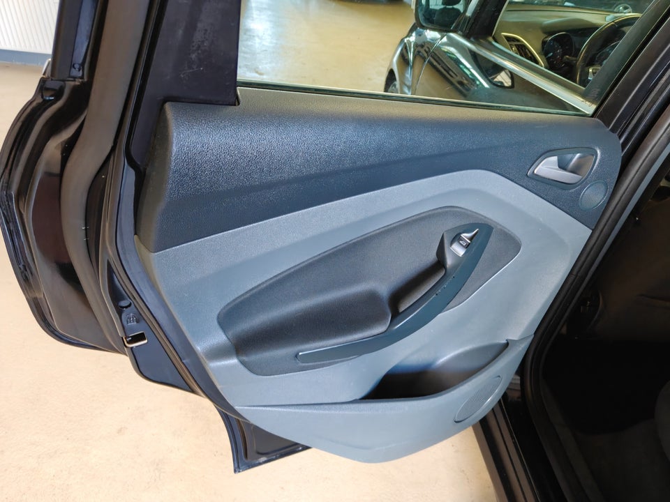 Ford C-MAX 1,0 SCTi 125 Titanium 5d