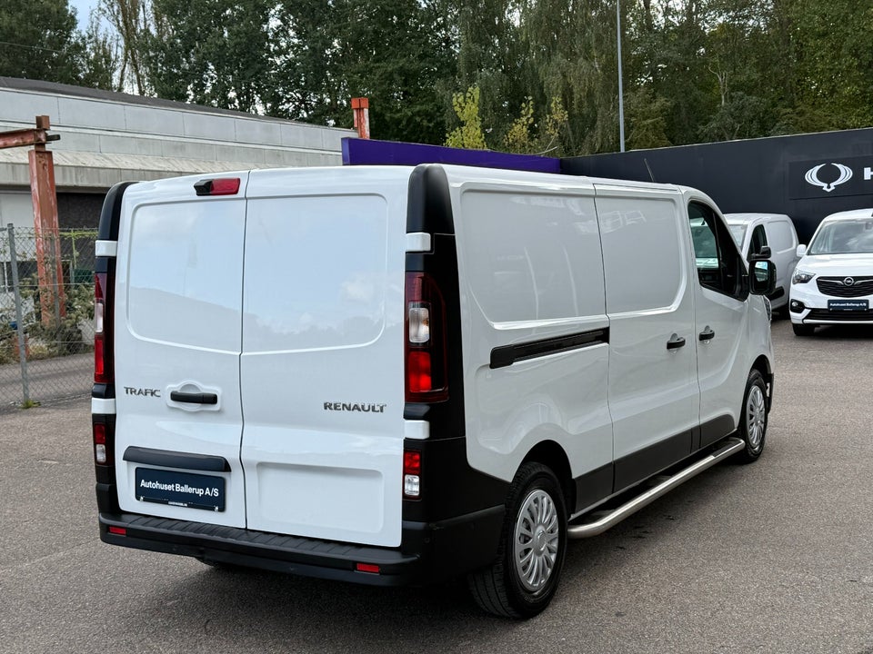 Renault Trafic 2,0 dCi 130 L2H1