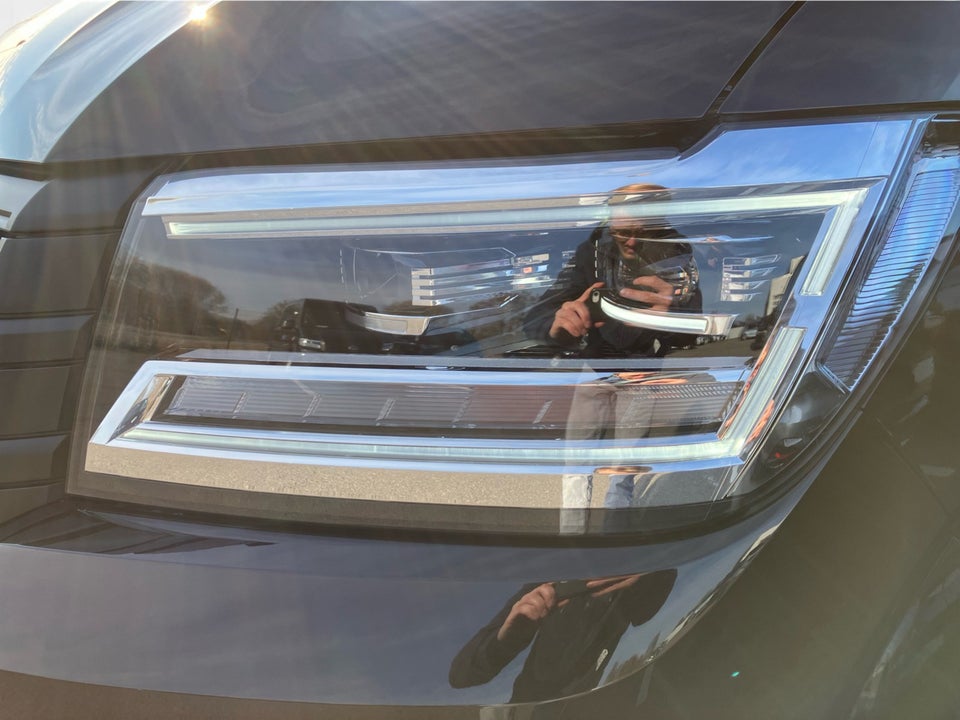 VW Crafter 35 2,0 TDi 177 Kassevogn L3H3 aut.