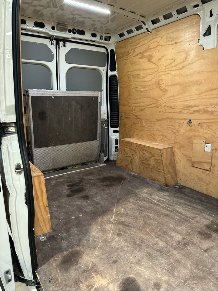 Citroën Jumper 33 2,0 BlueHDi 160 Kassevogn L2H2