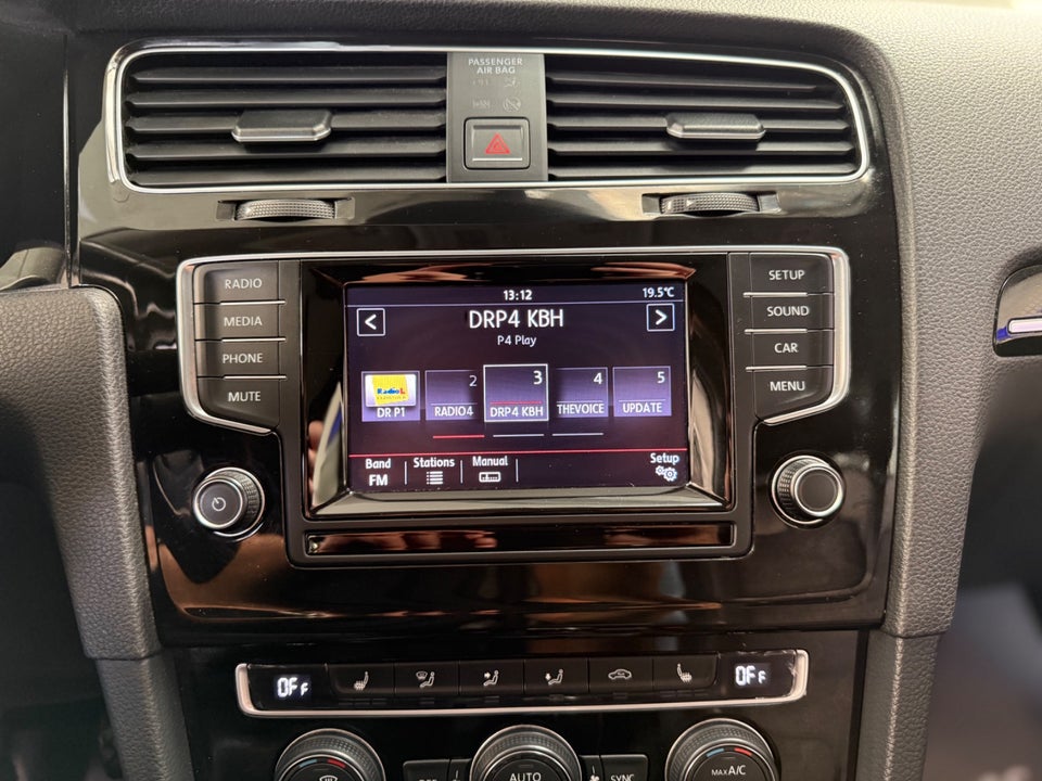 VW Golf VII 1,4 TSi 122 Highline Variant BMT 5d