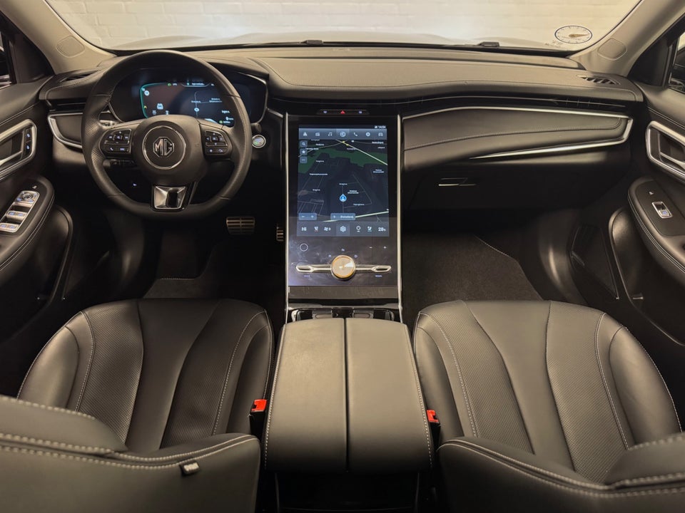 MG Marvel R Luxury 5d