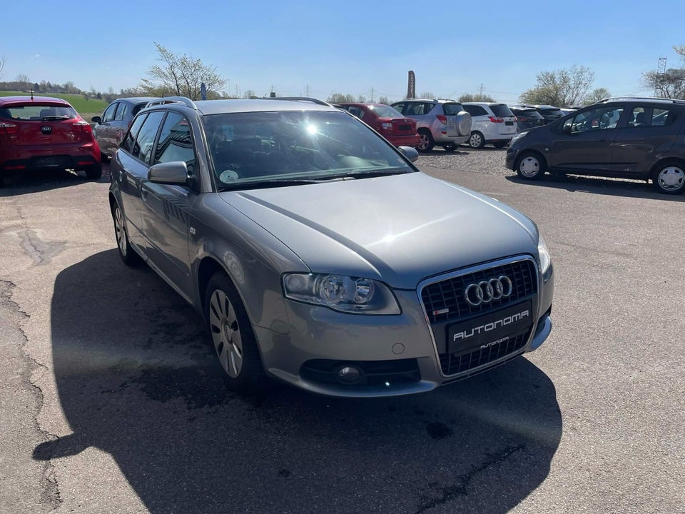 Audi A4 2,0 S-line Avant 5d