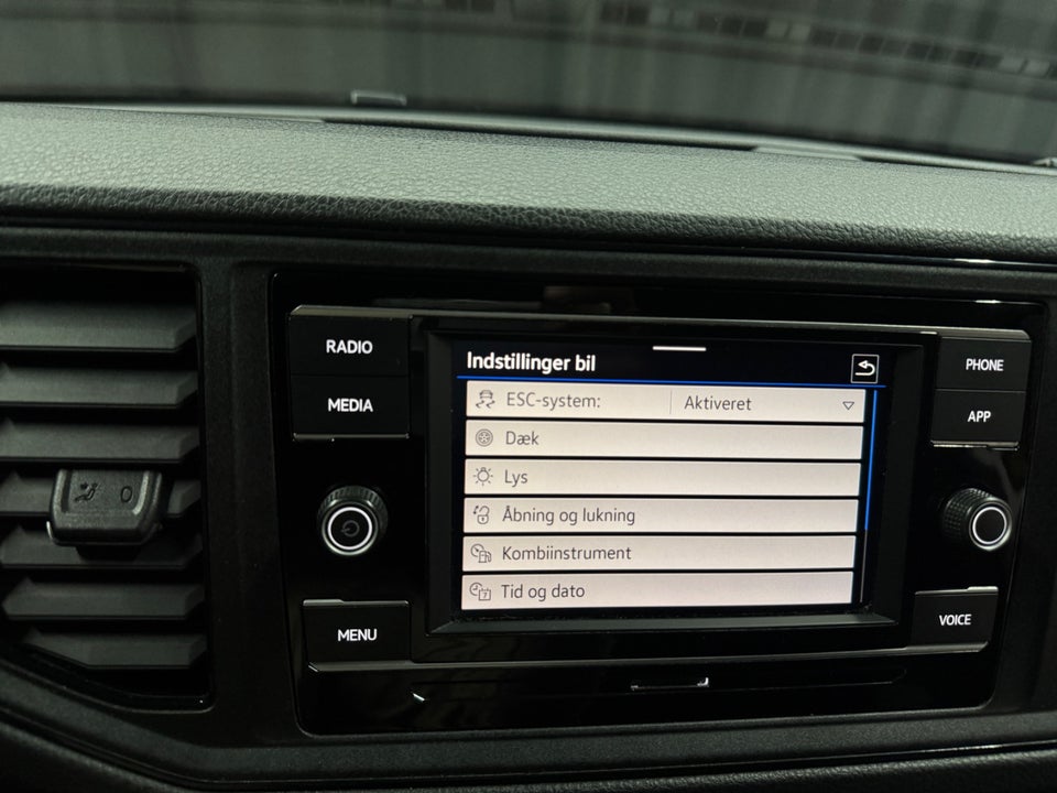 VW Crafter 30 2,0 TDi 140 Kassevogn L3H2