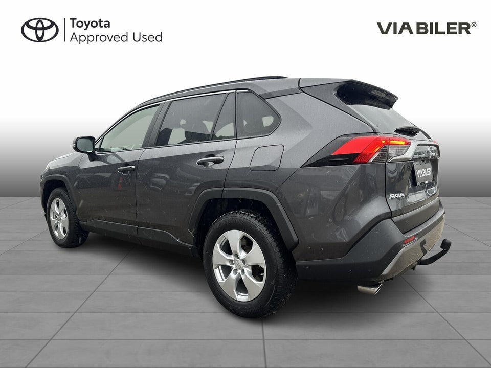 Toyota RAV4 2,0 T3 e-CVT 5d