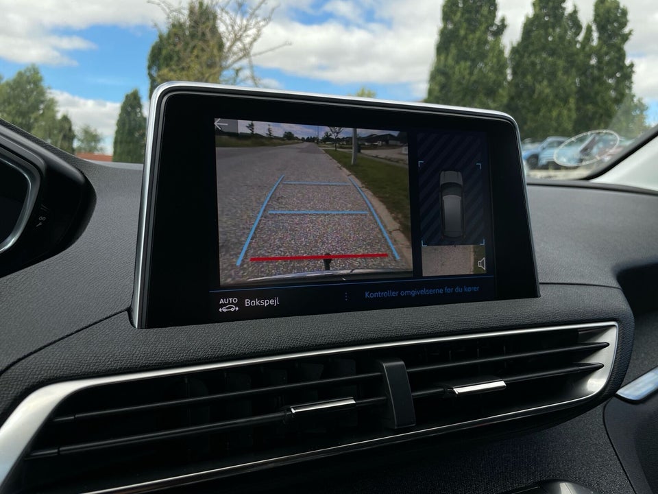 Peugeot 3008 1,2 PureTech 130 Allure 5d